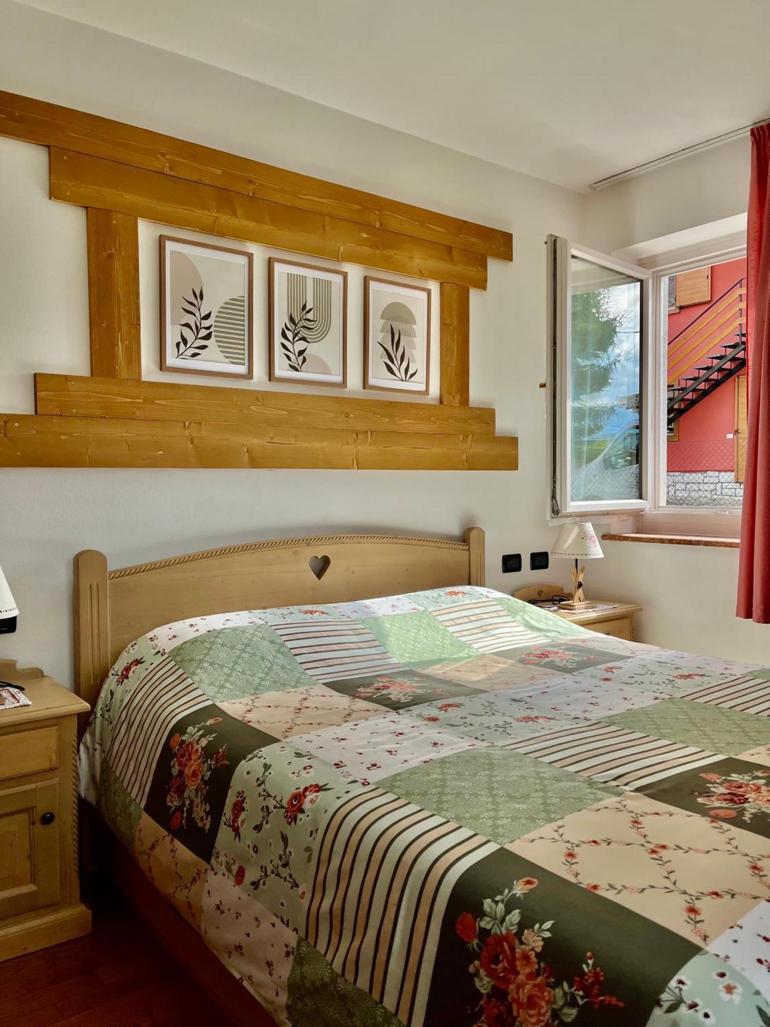 Villa Iris - La Prima Villa Vacanze Nell'Altopiano 阿西阿高 外观 照片